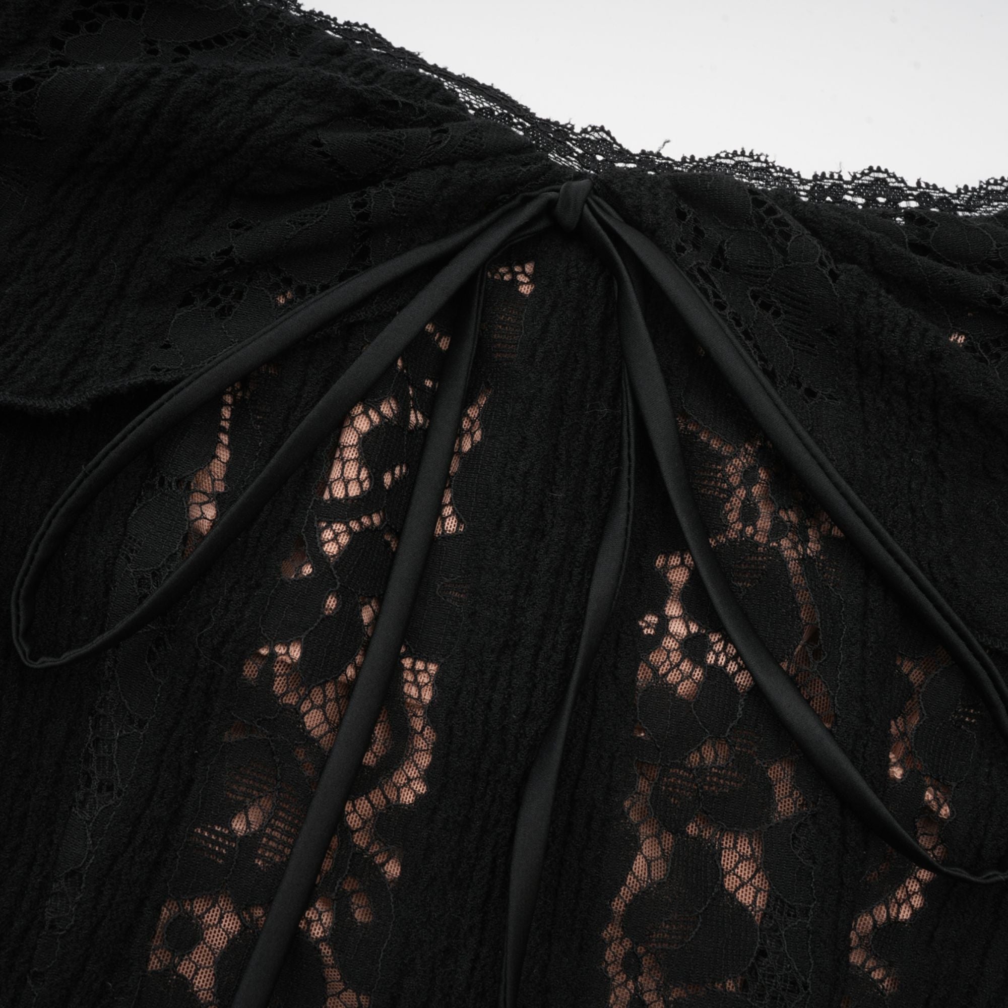 Émeline Floral Lace Flared-Cuff Midi Dress in Black