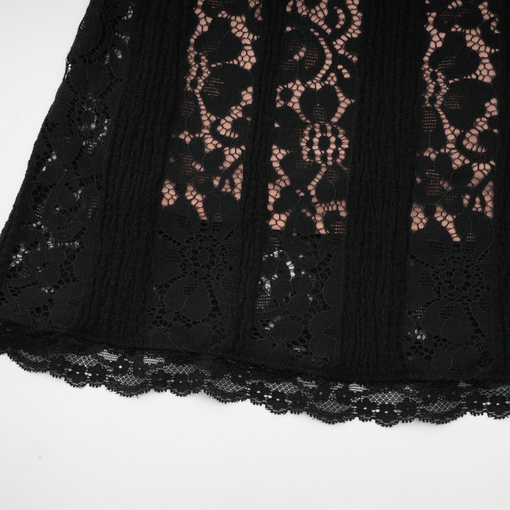 Émeline Floral Lace Flared-Cuff Midi Dress in Black