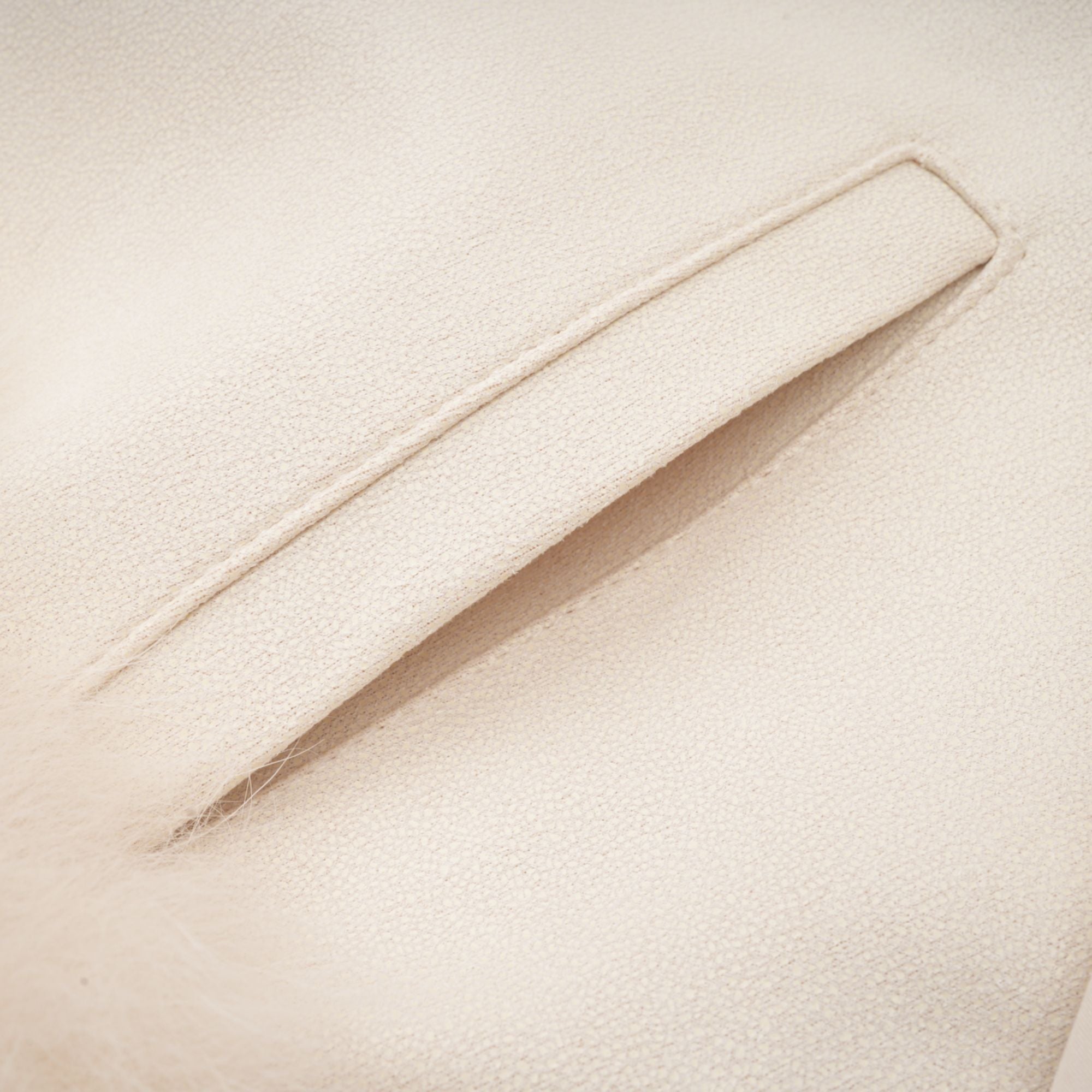 Cécile White Suede Fur Padded Short Coat